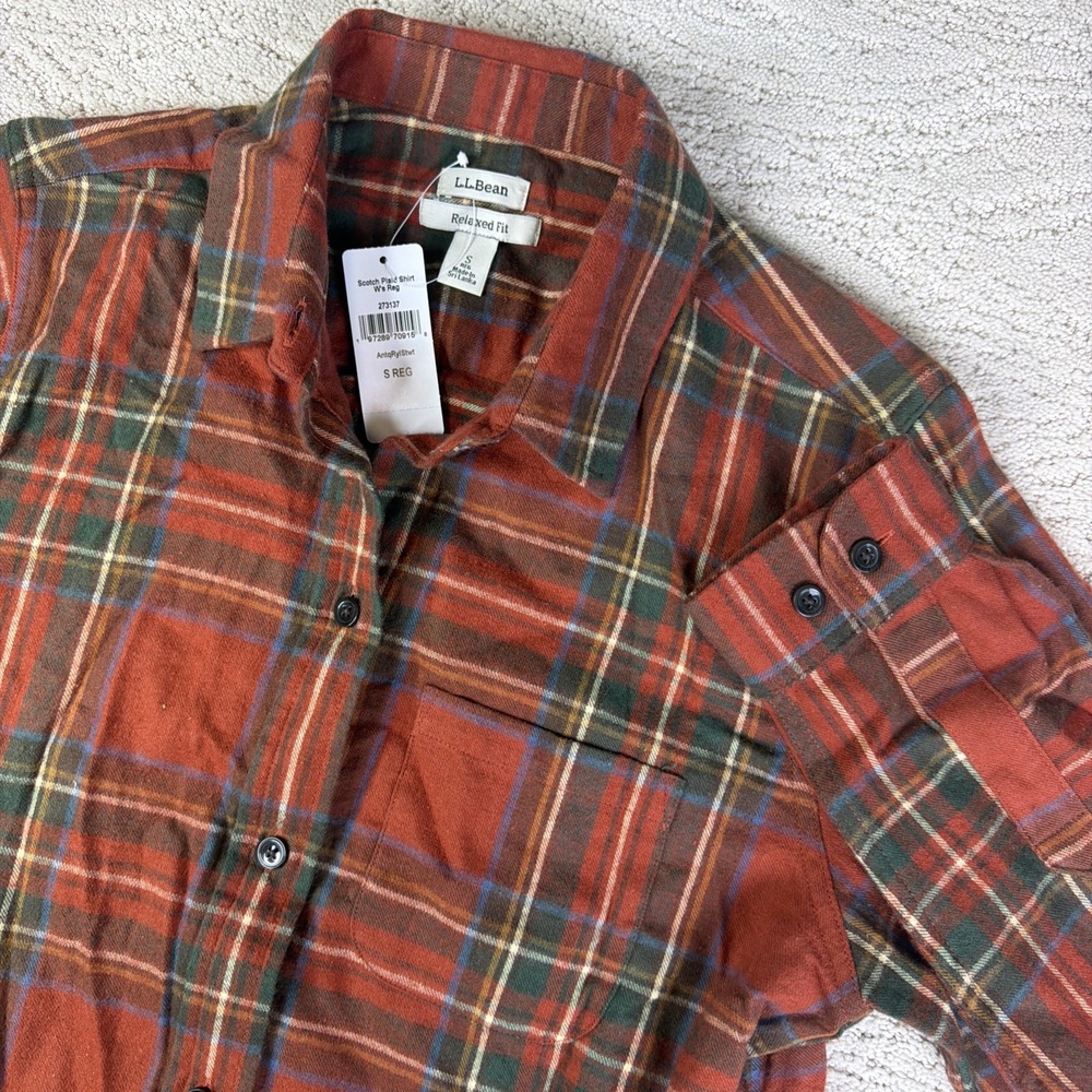 Women's NEW L.L. Bean Size Small Relaxed Fit Plaid Flannel Button Shirt